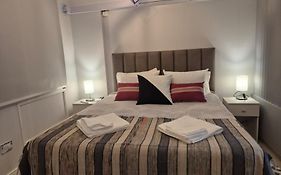 Espacio Vélez Nueva Córdoba -Allende-Oulton